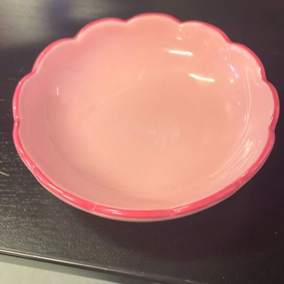 Girly Light pink hot pink scalloped ceramic small trinket tray jewelry holder - Picture 5 of 8